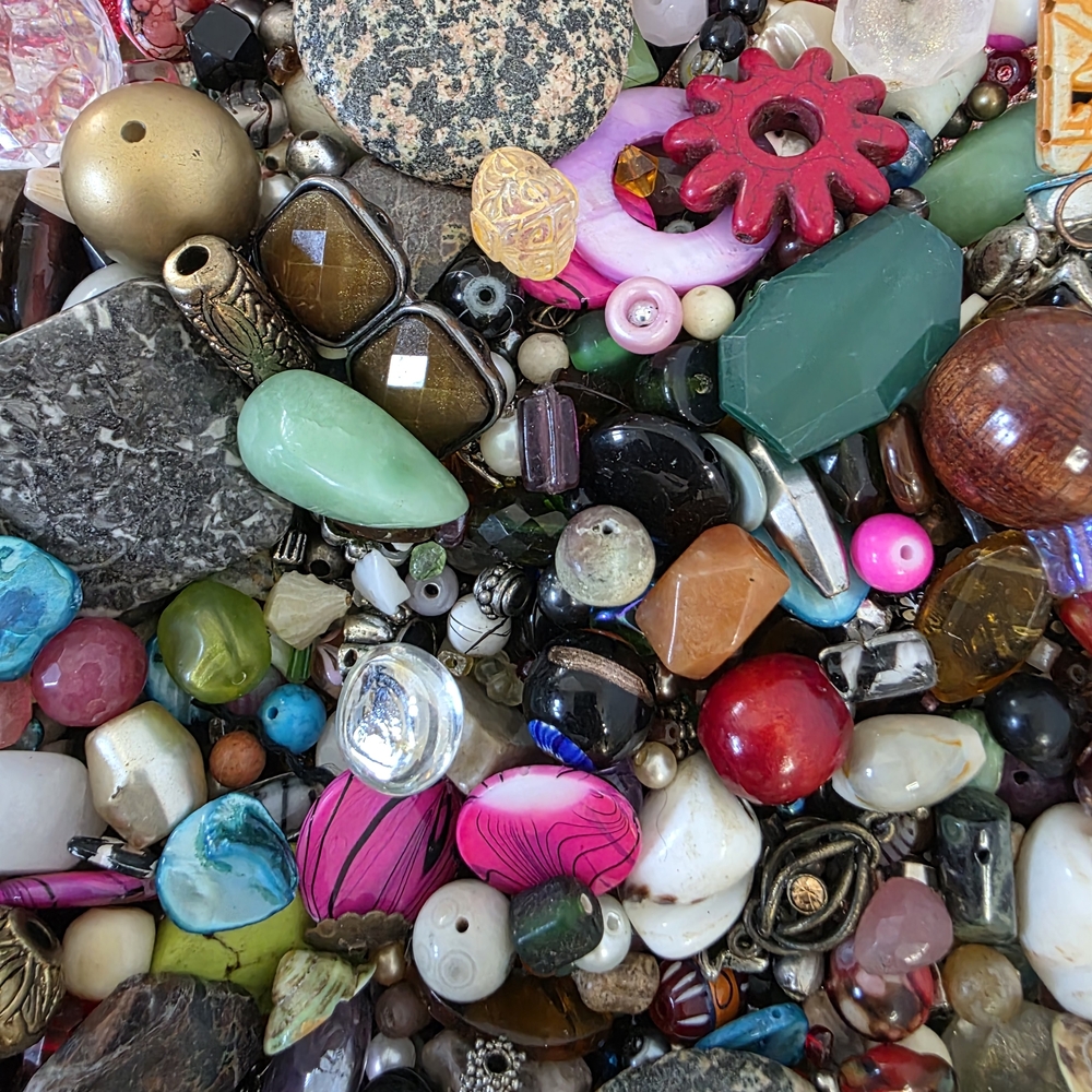 Mystery Bead Scoop Mix - Picture 4 of 12